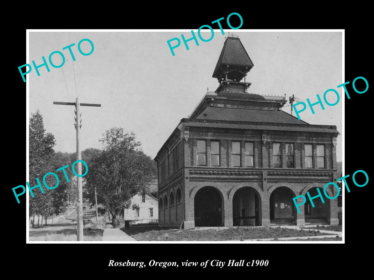 OLD LARGE HISTORIC PHOTO OF ROSEBURG OREGON, VIEW OF THE CITY HALL c1900