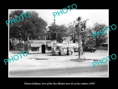 OLD LARGE HISTORIC PHOTO OF CLINTON INDIANA, THE GAS MARKET STATION c1950