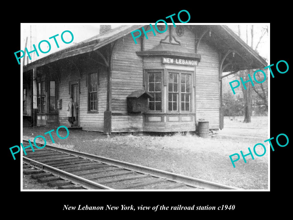 OLD LARGE HISTORIC PHOTO OF NEW LEBANON NEW YORK, THE RAILROAD STATION c1940