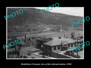 OLD LARGE HISTORIC PHOTO OF BRATTLEBORO VERMONT, THE RAILROAD STATION c1940