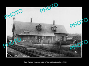 OLD LARGE HISTORIC PHOTO OF EAST PUTNEY VERMONT, THE RAILROAD STATION c1900