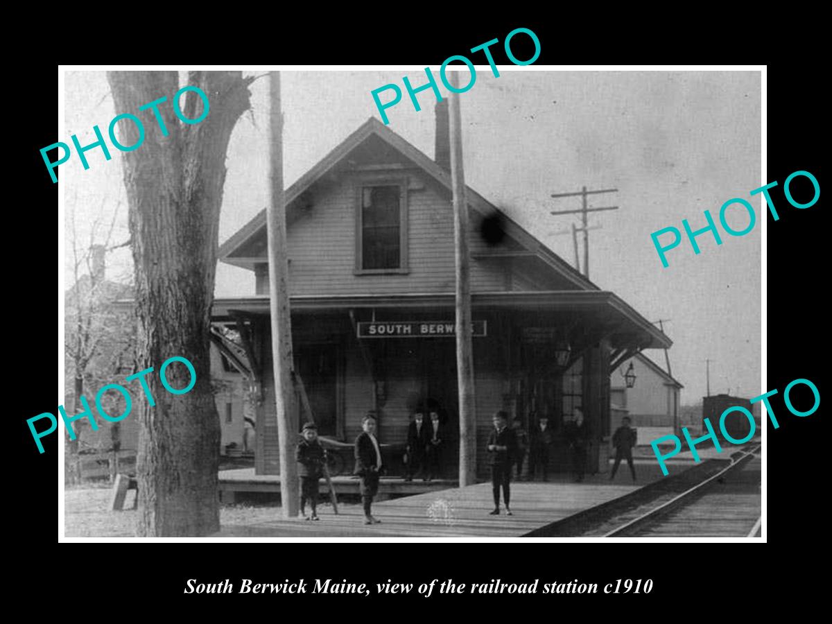 OLD LARGE HISTORIC PHOTO OF SOUTH BERWICK MAINE, THE RAILROAD STATION c1910