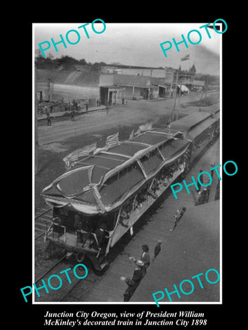 OLD LARGE HISTORIC PHOTO OF JUNCTION CITY OREGON, THE W/M PRESIDENTS TRAIN c1898