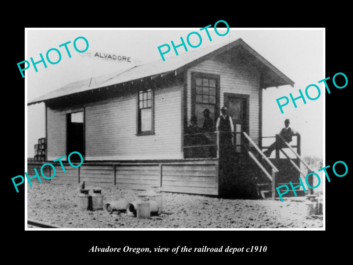 OLD LARGE HISTORIC PHOTO OF ALVADORE OREGON, THE RAILROAD DEPOT STATION c1910