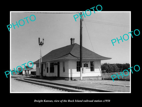 OLD LARGE HISTORIC PHOTO OF DWIGHT KANSAS, THE ROCK ISLAND RAILROAD DEPOT c1950