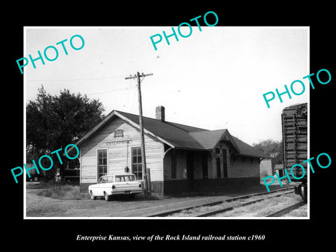 OLD LARGE HISTORIC PHOTO OF ENTERPRISE KANSAS, THE RAILROAD DEPOT STATION c1960