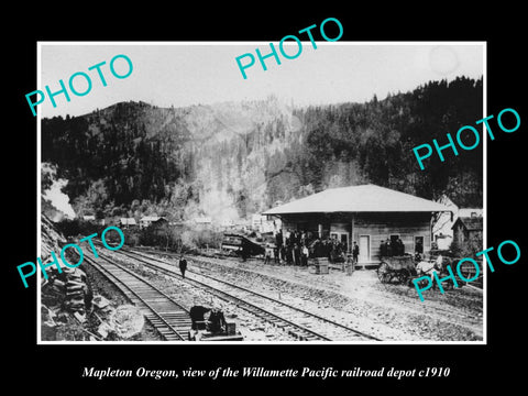 OLD LARGE HISTORIC PHOTO OF MAPLETON OREGON, THE RAILROAD DEPOT STATION c1910