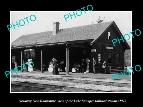 OLD HISTORIC PHOTO OF NEWBURY NEW HAMPSHIRE, LAKE SUNAPEE RAILROAD DEPOT c1910