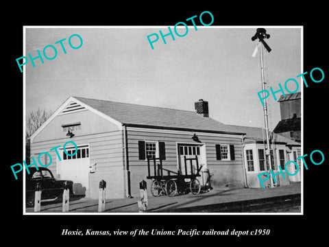 OLD LARGE HISTORIC PHOTO OF HOXIE KANSAS, THE UNION PACIFIC RAILROAD DEPOT c1950