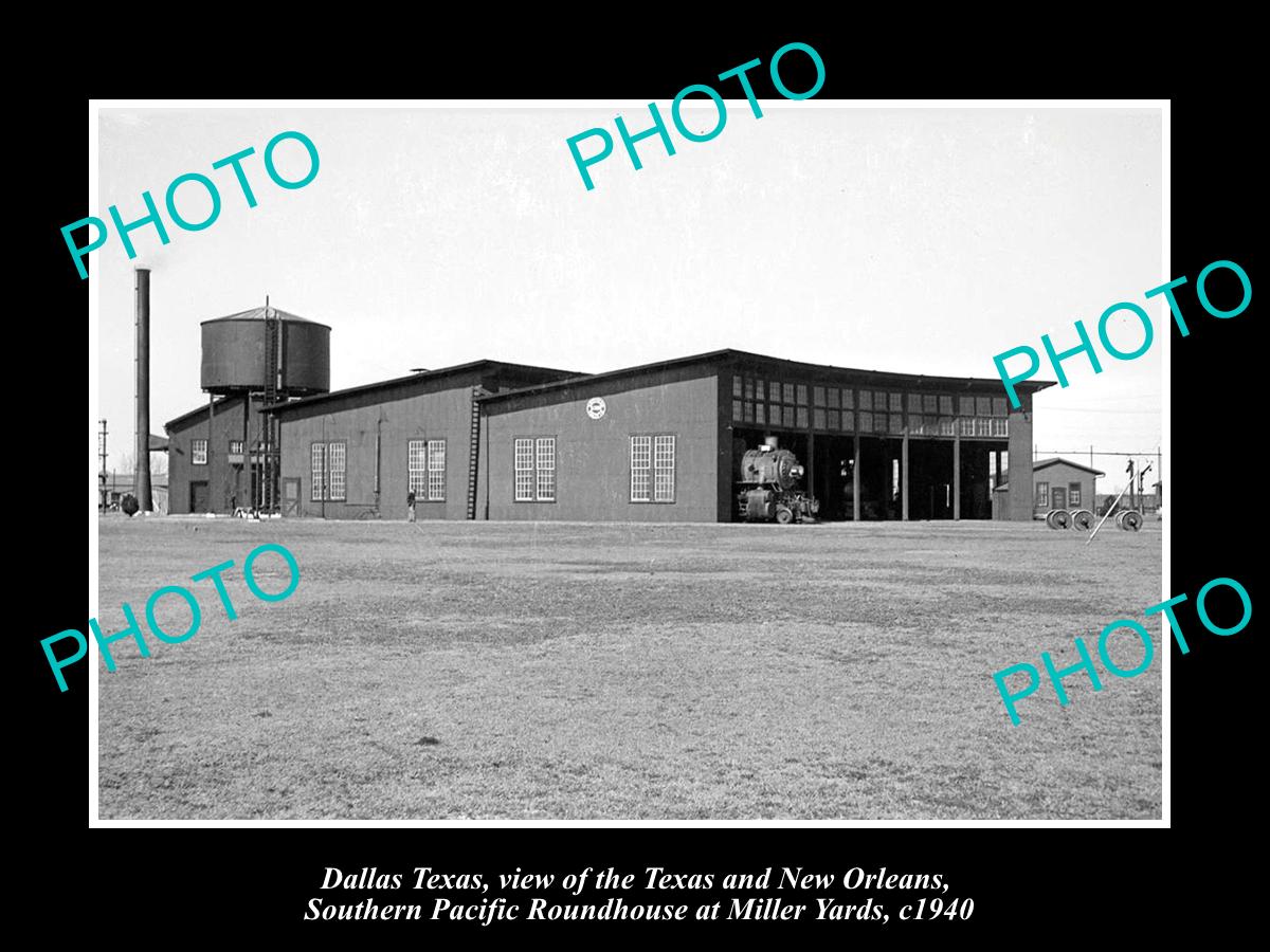 OLD LARGE HISTORIC PHOTO OF DALLAS TEXAS, THE T&NOSP RAILROAD ROUNDHOUSE c1940