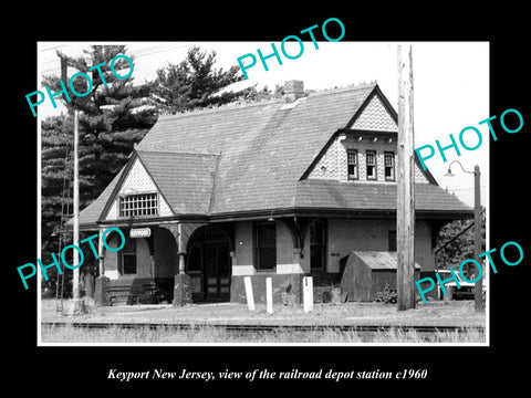 OLD LARGE HISTORIC PHOTO OF KEYPORT NEW JERSEY, THE RAILROAD DEPOT STATION c1960