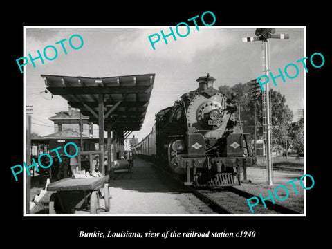 OLD LARGE HISTORIC PHOTO OF BUNKIE LOUISIANA, THE RAILROAD STATION c1940