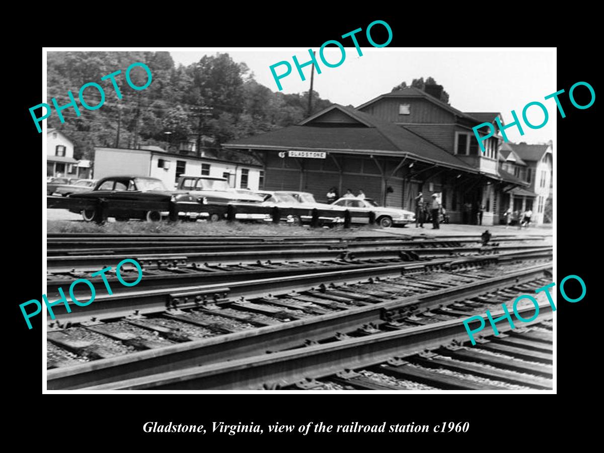 OLD LARGE HISTORIC PHOTO OF GLADSTONE VIRGINIA, THE RAILROAD STATION c1960 1