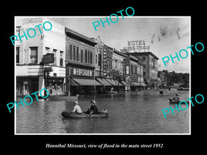 OLD LARGE HISTORIC PHOTO OF HANNIBAL MISSOURI, THE MAIN STREET FLOODED c1952