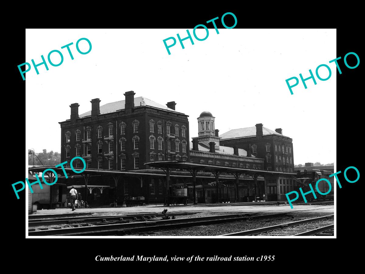 OLD LARGE HISTORIC PHOTO OF CUMBERLAND MARYLAND, THE RAILROAD STATION c1955