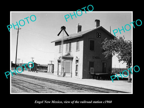 OLD LARGE HISTORIC PHOTO OF ENGEL NEW MEXICO, THE RAILROAD DEPOT STATION c1960