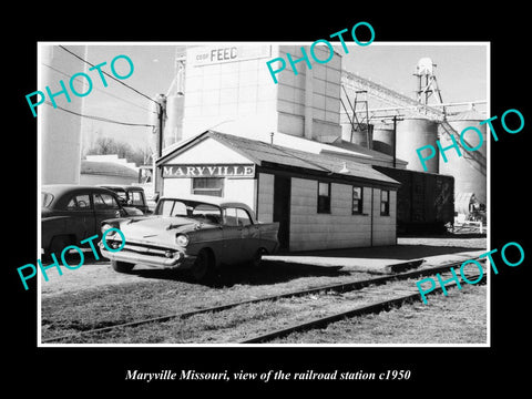 OLD LARGE HISTORIC PHOTO OF MARYVILLE MISSOURI, THE RAILROAD DEPOT STATION c1950