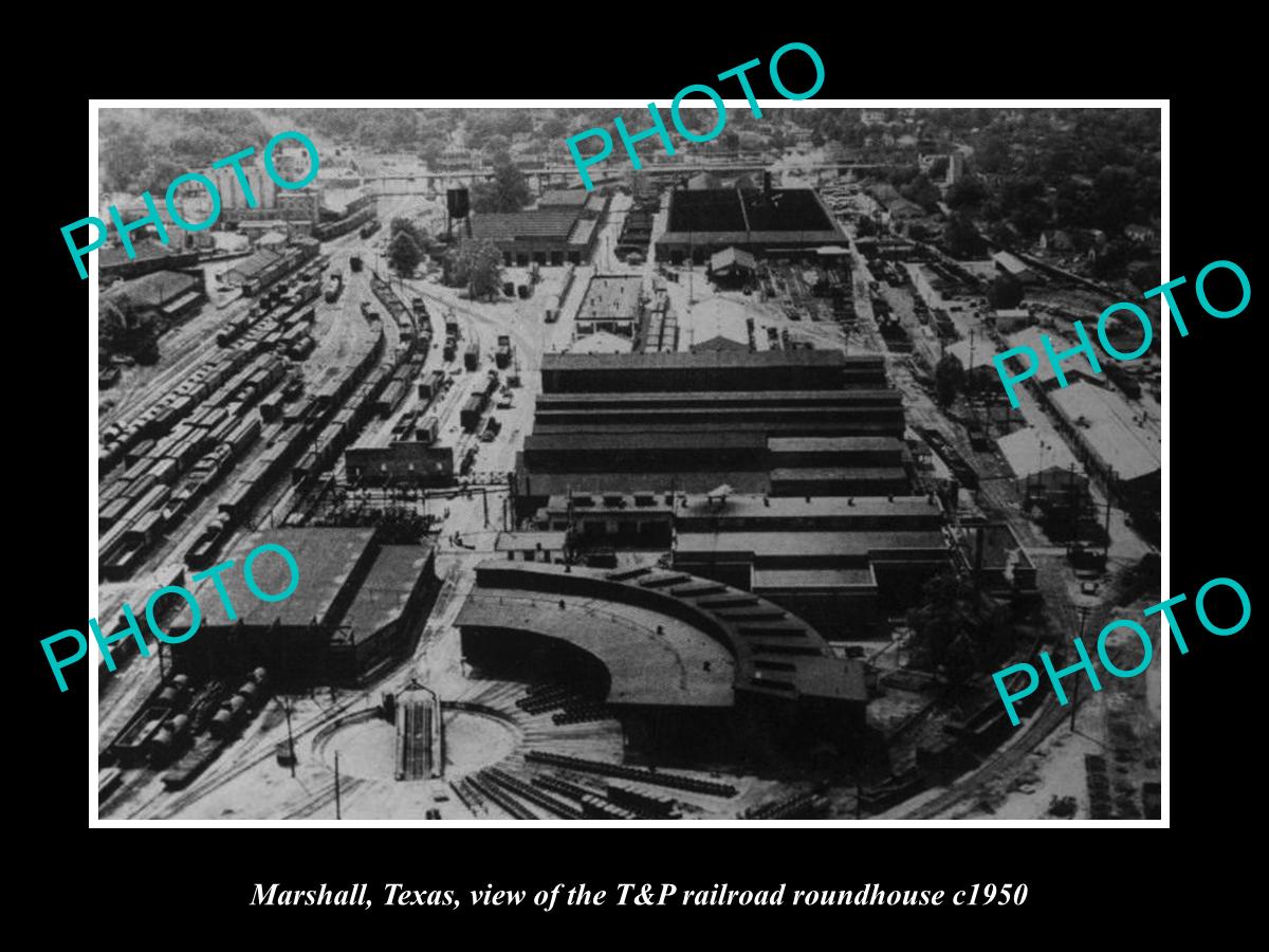 OLD LARGE HISTORIC PHOTO OF MARSHALL TEXAS, THE T&P RAILROAD ROUNDHOUSE c1950