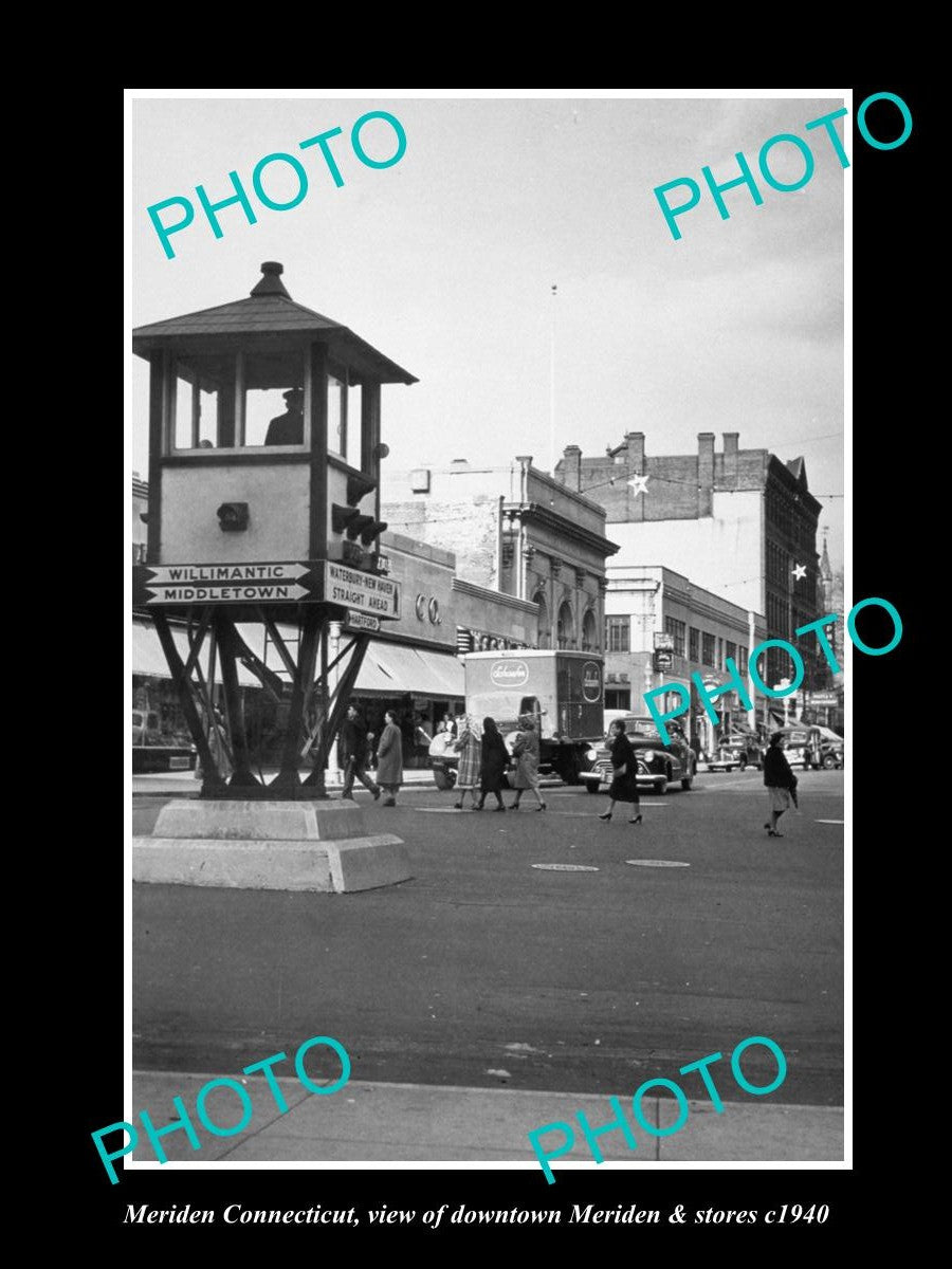 OLD LARGE HISTORIC PHOTO OF MERIDEN CONNECTICUT, THE MAIN St & STORES c1940 1