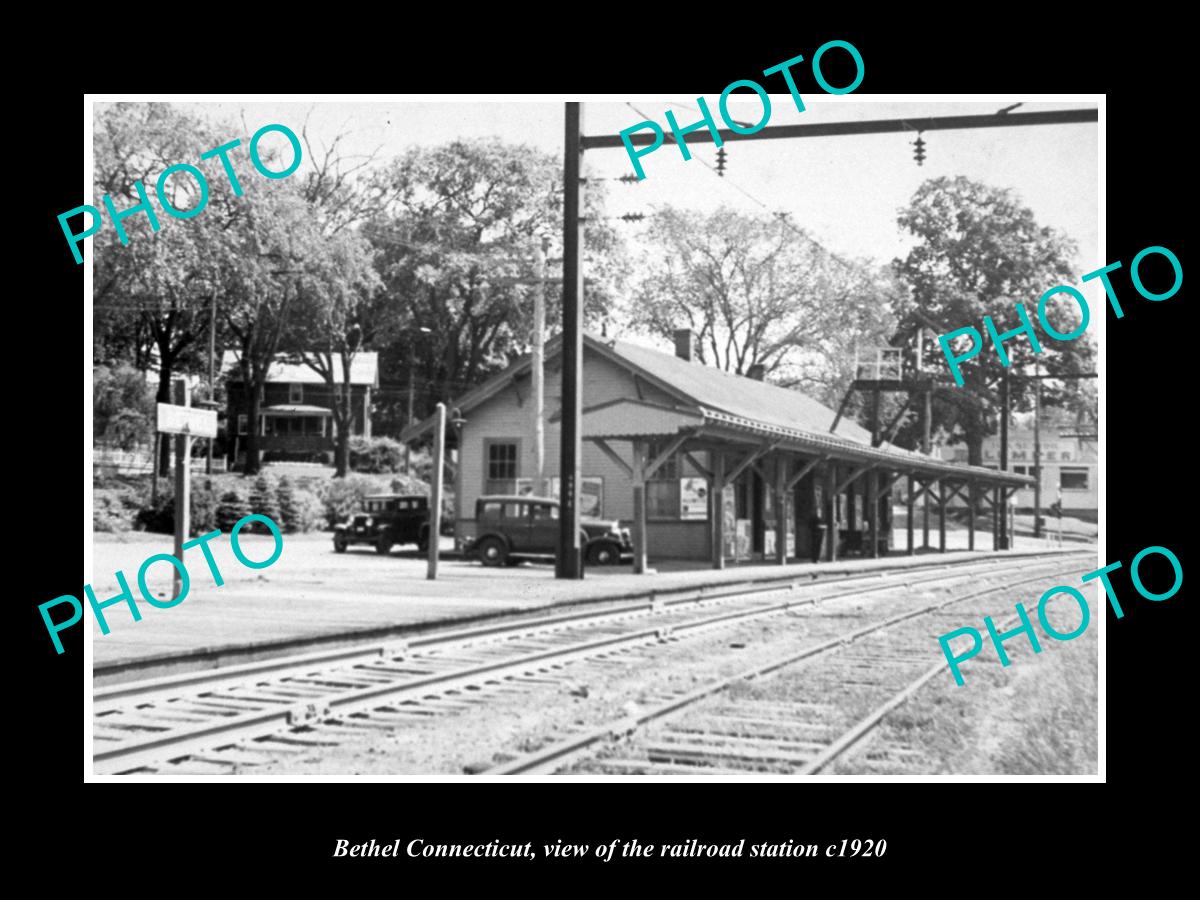 OLD LARGE HISTORIC PHOTO OF BETHEL CONNECTICUT, THE RAILROAD STATION c1920