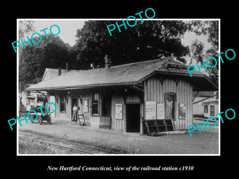 OLD LARGE HISTORIC PHOTO OF NEW HARTFORD CONNECTICUT, THE RAILROAD STATION c1930