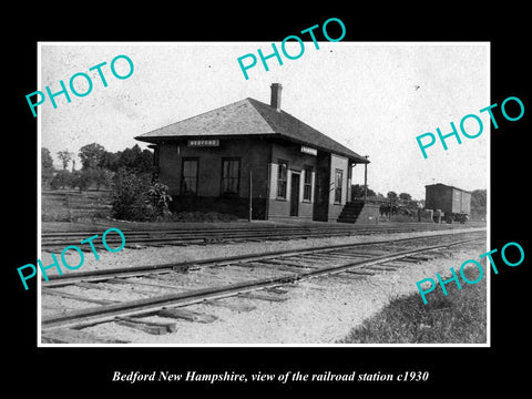 OLD LARGE HISTORIC PHOTO OF BEDFORD NEW HAMPSHIRE, THE RAILROAD STATION 1930