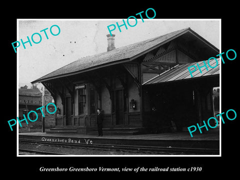 OLD LARGE HISTORIC PHOTO OF GREENSBORO VERMONT, THE RAILROAD STATION c1930