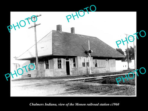 OLD LARGE HISTORIC PHOTO OF CHALMERS INDIANA, THE MONON RAILROAD STATION c1960