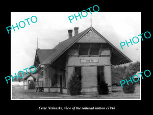 OLD LARGE HISTORIC PHOTO OF CRETE NEBRASKA, THE RAILROAD STATION c1940