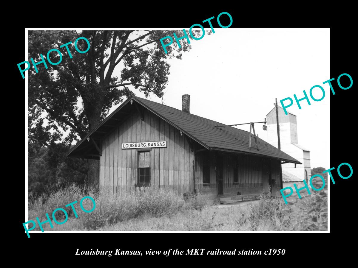 OLD LARGE HISTORIC PHOTO OF LOUISBURG KANSAS, THE MKT RAILROAD STATION c1950