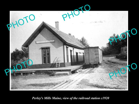 OLD LARGE HISTORIC PHOTO OF PERLEYS MILLS MAINE, THE RAILROAD STATION c1920