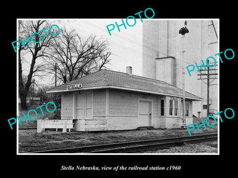 OLD LARGE HISTORIC PHOTO OF STELLA NEBRASKA, THE MKT RAILROAD STATION c1960