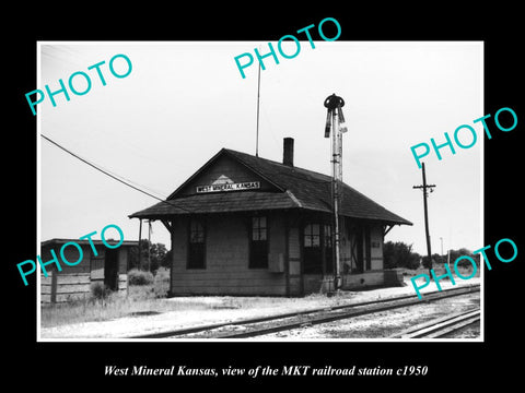 OLD LARGE HISTORIC PHOTO OF WEST MINERAL KANSAS, THE MKT RAILROAD STATION c1950