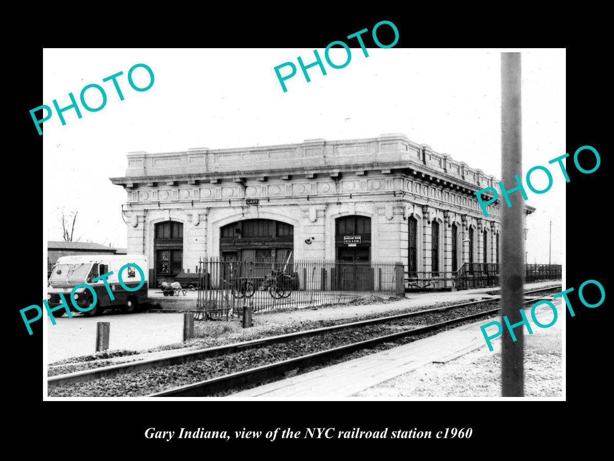 OLD LARGE HISTORIC PHOTO OF GARY INDIANA, THE NYC RAILROAD STATION c1960