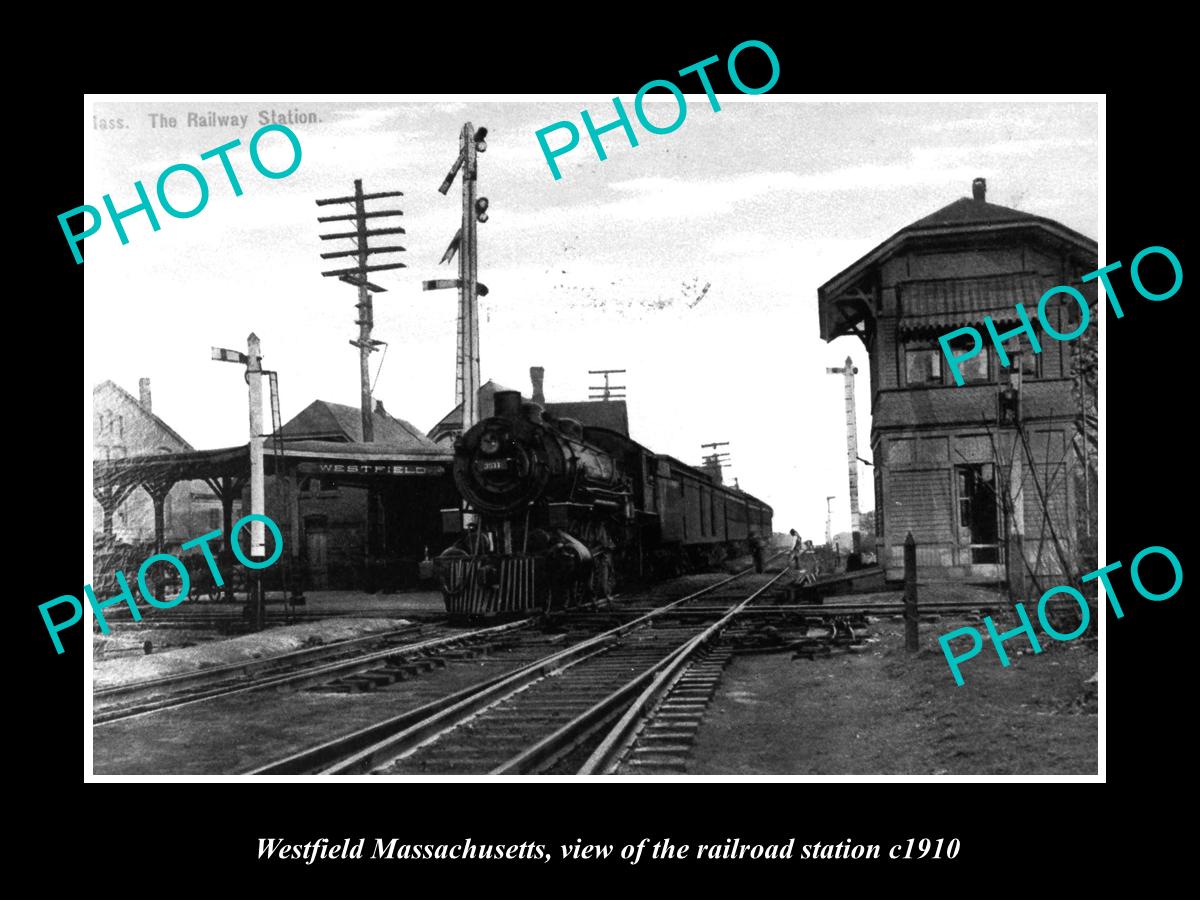 OLD LARGE HISTORIC PHOTO OF WESTFIELD MASSACHUSETTS, THE RAILROAD STATION c1910