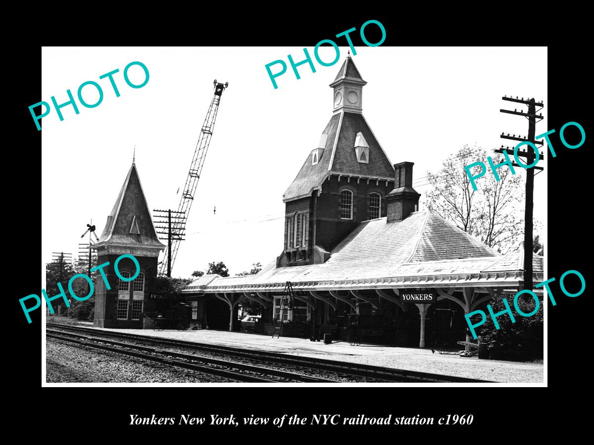 OLD LARGE HISTORIC PHOTO OF YONKERS NEW YORK, THE NYC RAILROAD STATION c1960