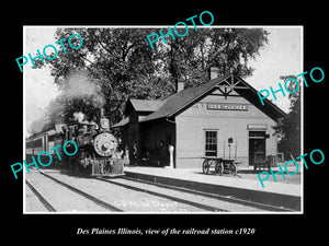 OLD LARGE HISTORIC PHOTO OF DES PLAINES ILLINOIS, THE RAILROAD STATION c1920