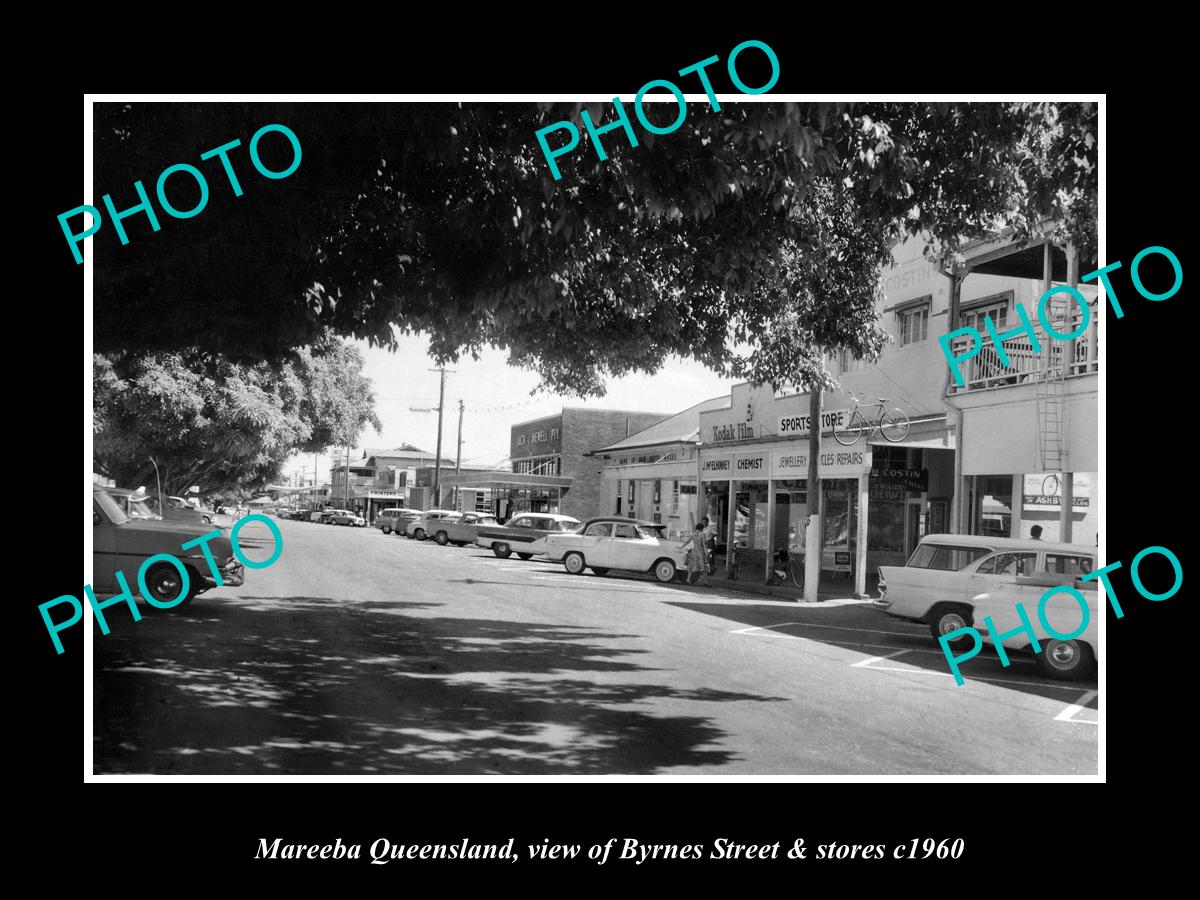 OLD LARGE HISTORIC PHOTO OF MAREEBA QUEENSLAND, VIEW OF BYRNES ST & STORES c1960