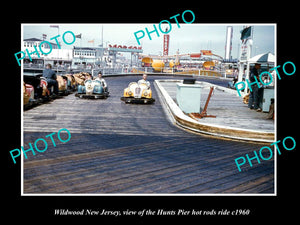 OLD LARGE HISTORIC PHOTO OF WILDWOOD NEW JERSEY, HUNTS PIER HOT ROD RIDE c1960