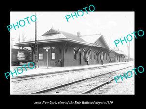 OLD LARGE HISTORIC PHOTO OF AVON NEW YORK, THE ERIE RAILROAD DEPOT c1910