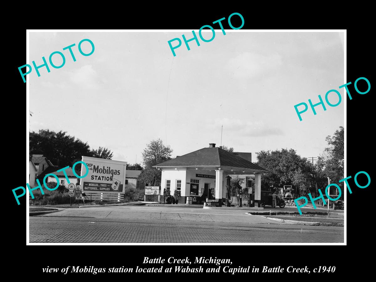 OLD LARGE HISTORIC PHOTO OF BATTLE CREEK MICHIGAN, MOBIL OIL GAS STATION c1940