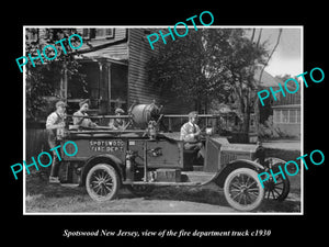 OLD LARGE HISTORIC PHOTO OF SPOTSWOOD NEW JERSEY, FIRE DEPARTMENT TRUCK c1930