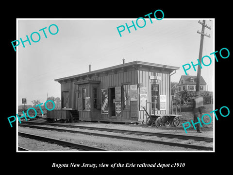 OLD LARGE HISTORIC PHOTO OF BOGOTA NEW JERSEY, ERIE RAILROAD DEPOT c1910