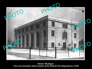 OLD LARGE HISTORIC PHOTO OF DETROIT MICHIGAN, THE FIRE DEPARTMENT STATION c1920