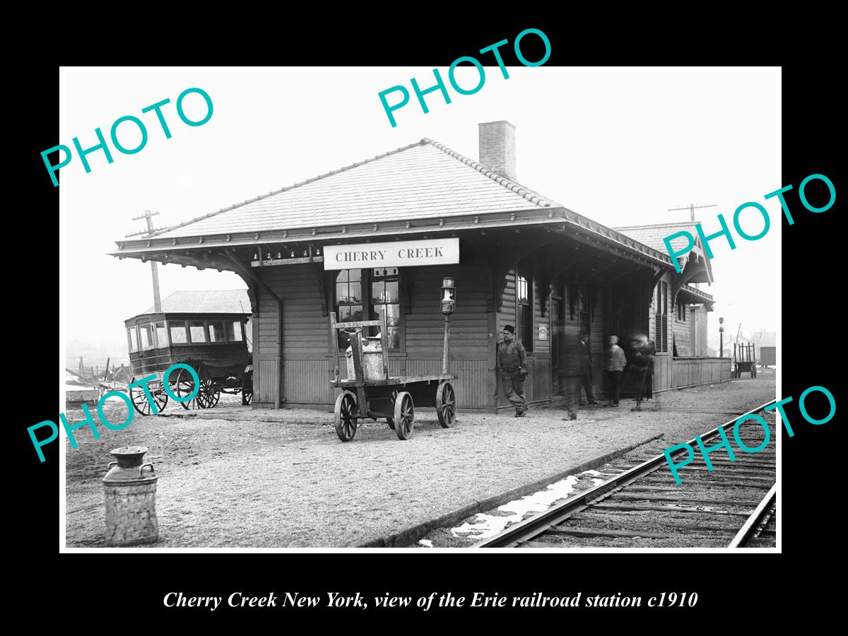 OLD LARGE HISTORIC PHOTO OF CHERRY CREEK NEW YORK, ERIE RAILROAD STATION c1910