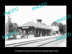 OLD LARGE HISTORIC PHOTO OF CRESSKILL NEW JERSEY, ERIE RAILROAD STATION c1910 1