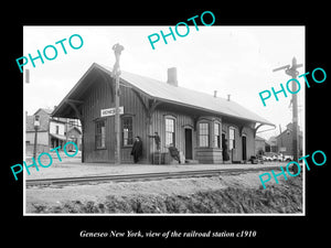 OLD LARGE HISTORIC PHOTO OF GENESEO NEW YORK, ERIE RAILROAD STATION c1910 1