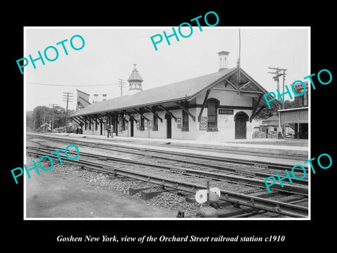 OLD LARGE HISTORIC PHOTO OF GOSHEN NEW YORK, O/S ERIE RAILROAD STATION c1910 2