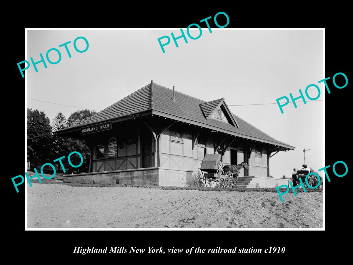 OLD LARGE HISTORIC PHOTO OF HIGHLAND MILLS NEW YORK, ERIE RAILROAD STATION c1910