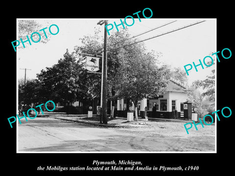 OLD LARGE HISTORIC PHOTO OF PLYMOUTH MICHIGAN, MOBIL OIL GAS STATION c1940